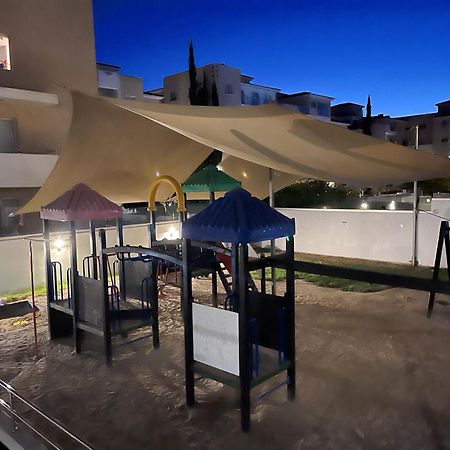 Ferienwohnung Elysia Park Paphos Exterior foto