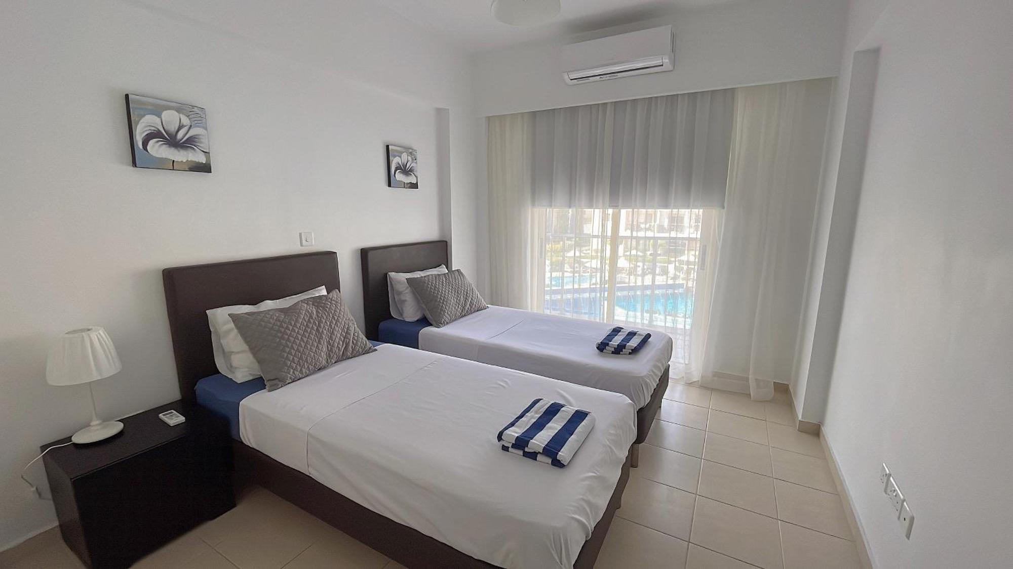 Ferienwohnung Elysia Park Paphos Exterior foto
